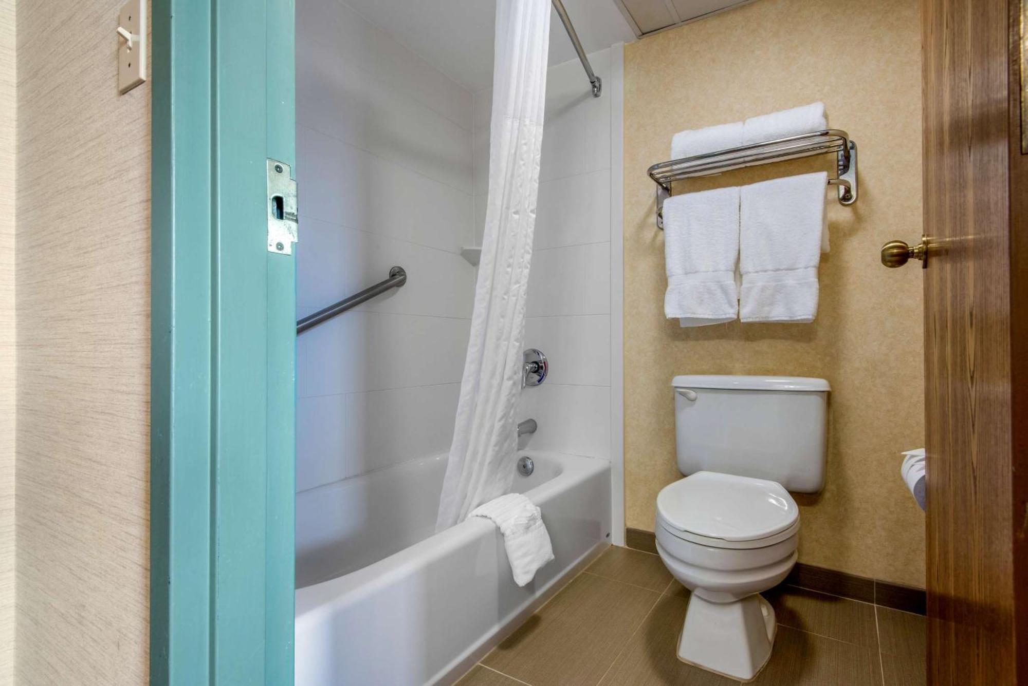 Quality Inn & Suites Mansfield Luaran gambar